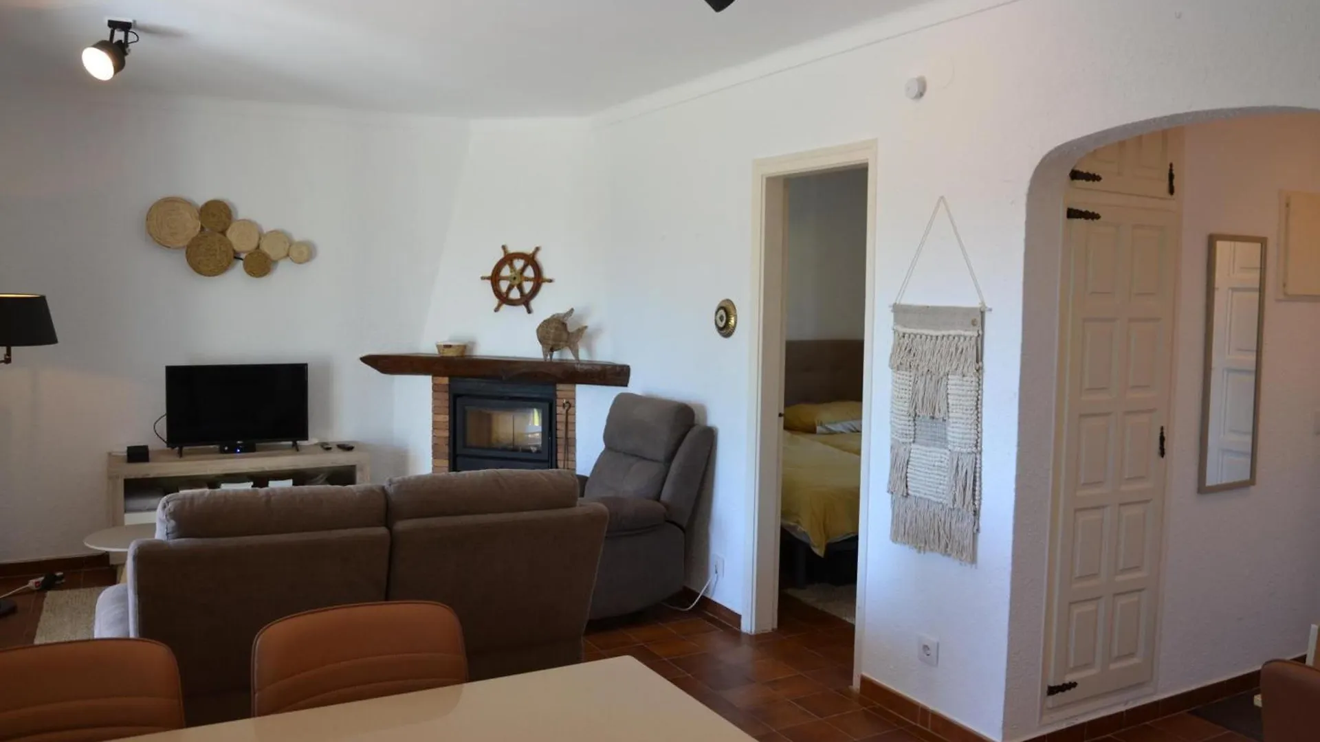 Vila Casa Con Jardin, Piscina Y Terraza A 3 Km De La Playa De L'Estartit - Es-323-1 0*,  Španělsko